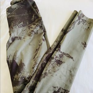 The North Face workout leggings